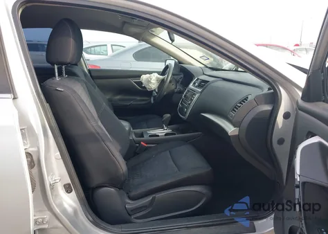 2018 Nissan Altima 2.5 S z USA, uszkodzony, nr VIN 1N4AL3AP1JC230001